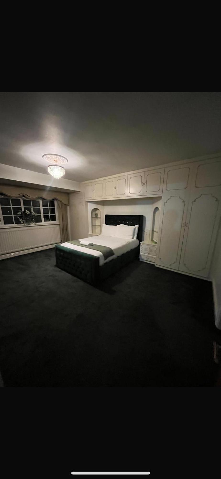 Unwind In Comfort At Cosy Caradus Your 4 Bedroom Home Sweet Home! Birmingham Exterior foto